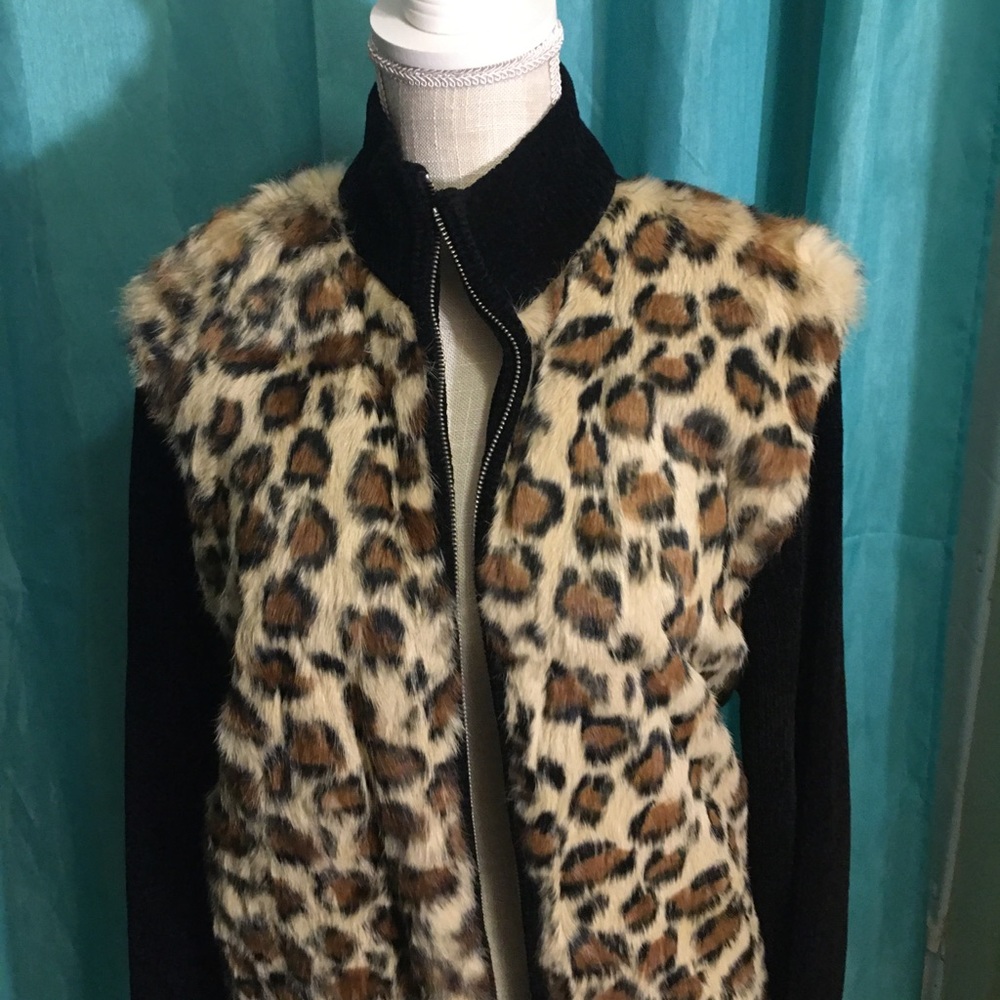 Sweater/Jacket Leopard Print